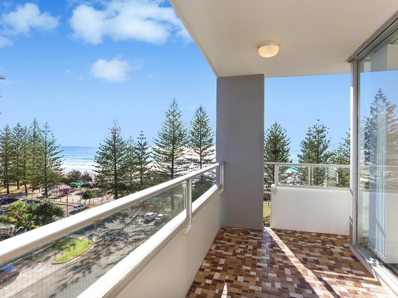 18/194 The Esplanade, Burleigh Heads QLD 4220