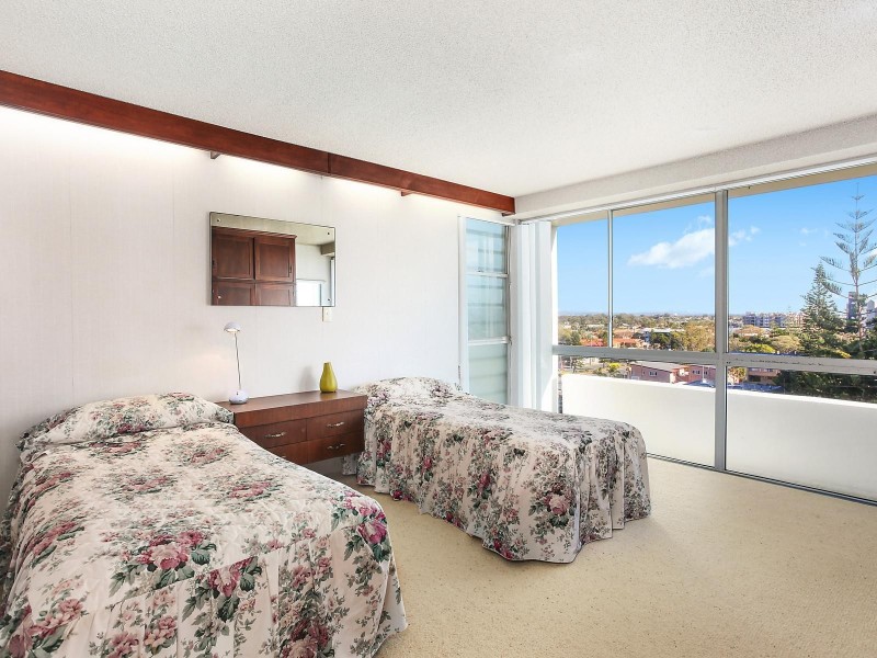 18/194 The Esplanade, Burleigh Heads QLD 4220