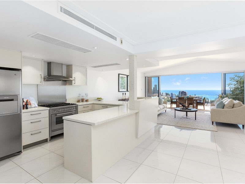 61 George Street, Burleigh Heads QLD 4220