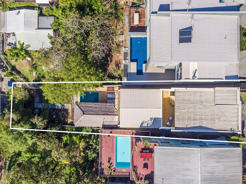 61 George Street, Burleigh Heads QLD 4220