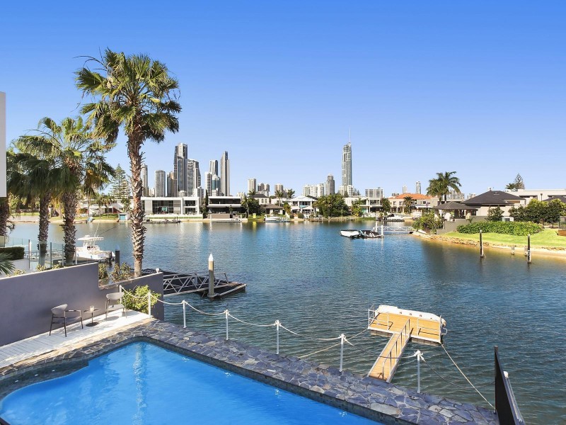 93 Gibraltar Drive, Isle Of Capri QLD 4217