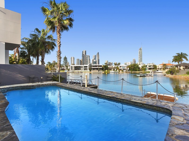 93 Gibraltar Drive, Isle Of Capri QLD 4217