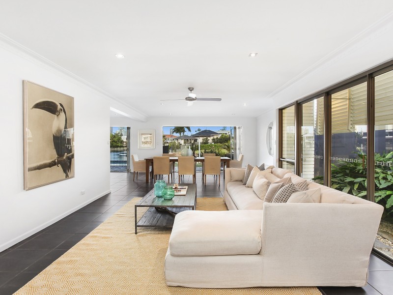 93 Gibraltar Drive, Isle Of Capri QLD 4217