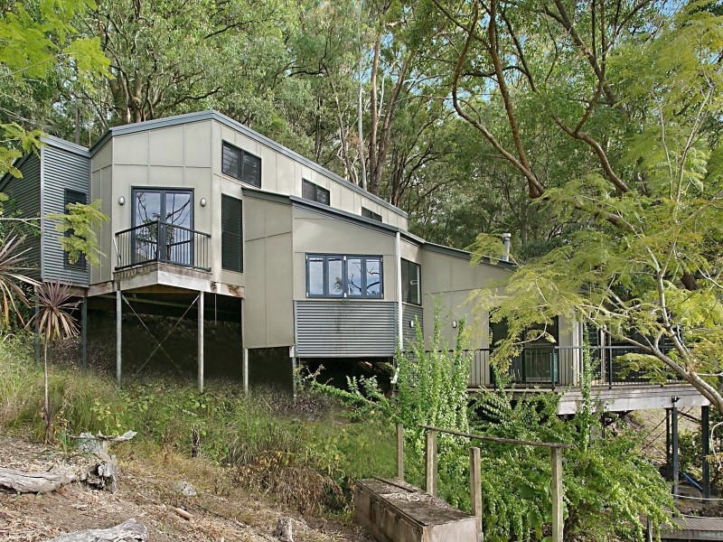 6 Austin Avenue, Currumbin Waters QLD 4223