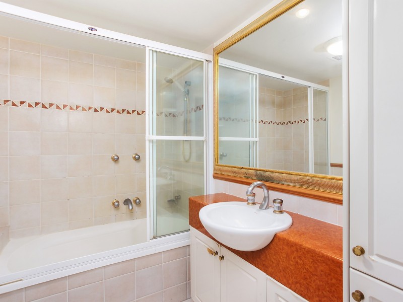 1205/90 Surf Parade, Broadbeach QLD 4218