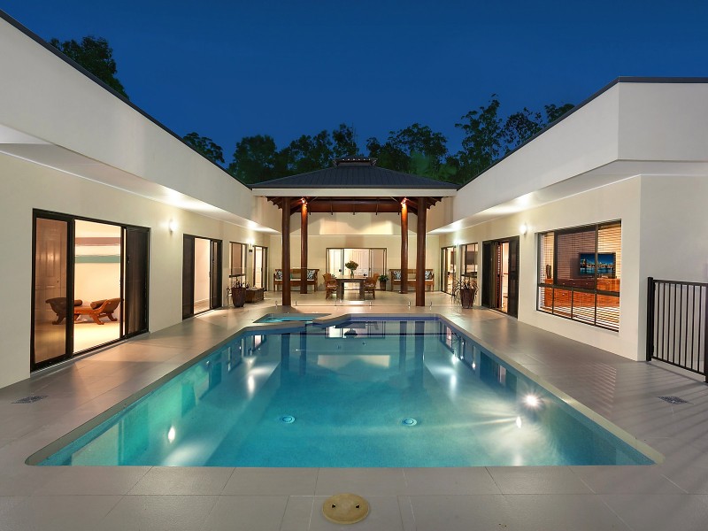 8 Kimmuli Drive, Elanora QLD 4221