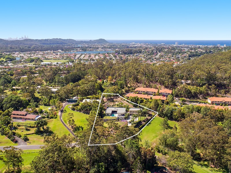 8 Kimmuli Drive, Elanora QLD 4221