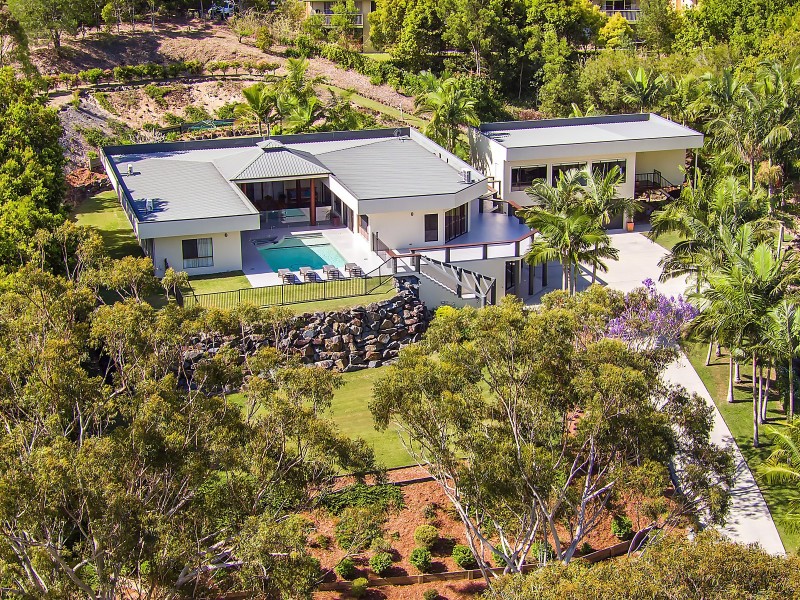 8 Kimmuli Drive, Elanora QLD 4221