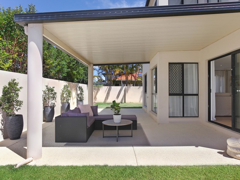 58 Sir Bruce Small Boulevard, Benowa Waters QLD 4217