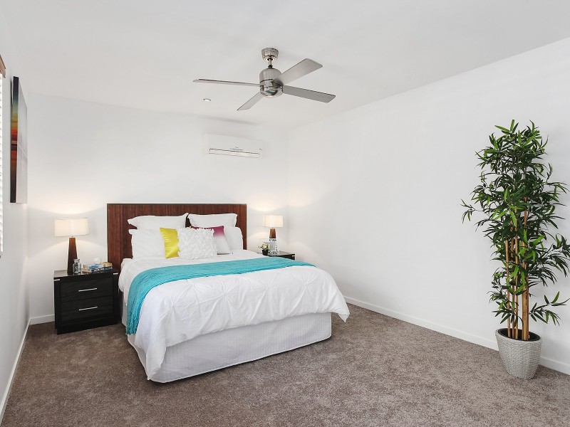 9 Bardon Avenue, Miami QLD 4220