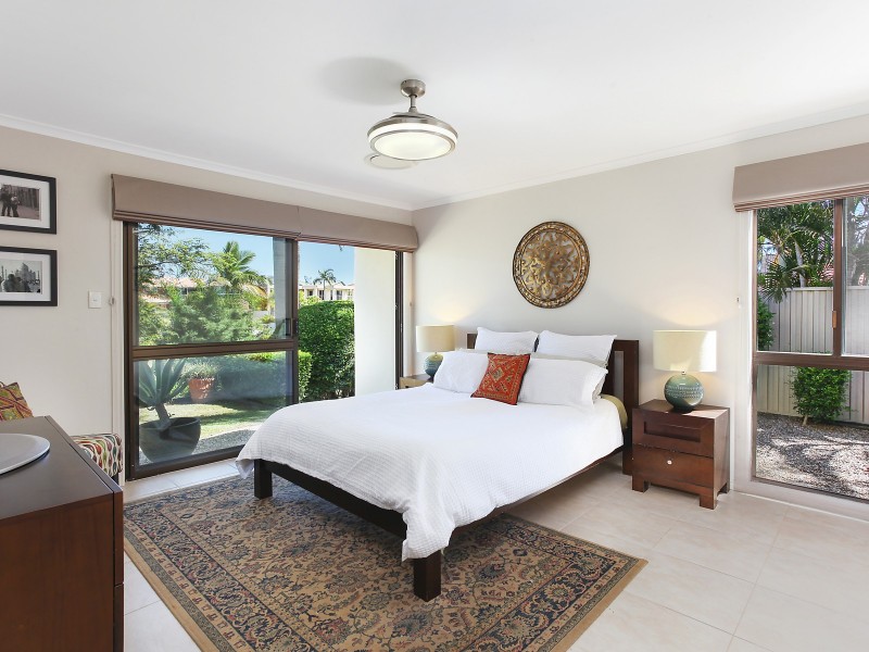 25 Kincardine Drive, Benowa Waters QLD 4217