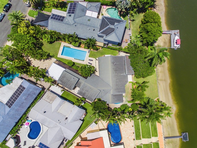 25 Kincardine Drive, Benowa Waters QLD 4217