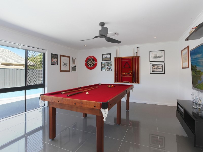 7 Firestone Court, Robina QLD 4226