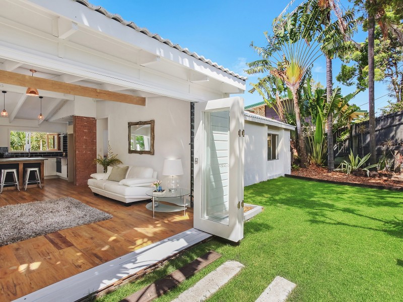 3 Tongarra Street, Southport QLD 4215