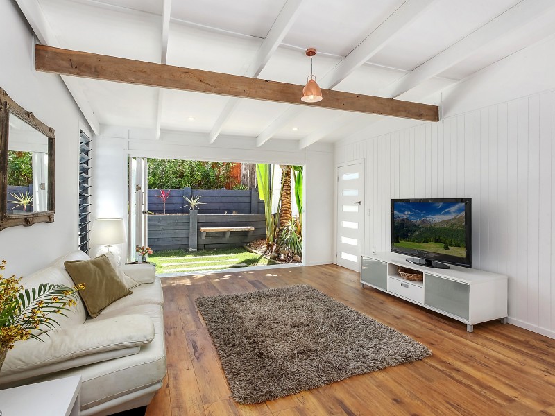 3 Tongarra Street, Southport QLD 4215