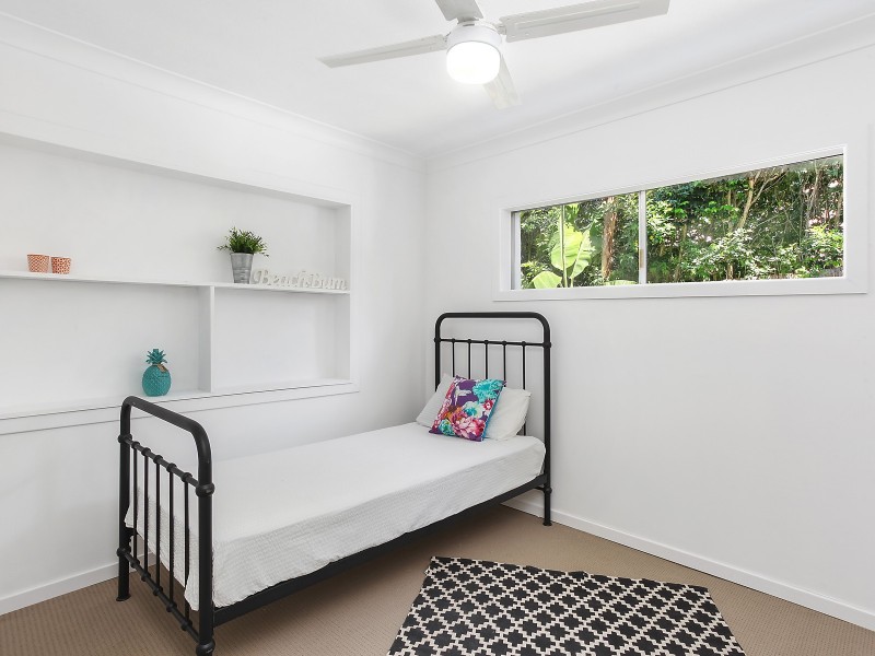 3 Tongarra Street, Southport QLD 4215