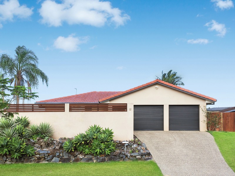 13 Mingaletta Drive, Ashmore QLD 4214