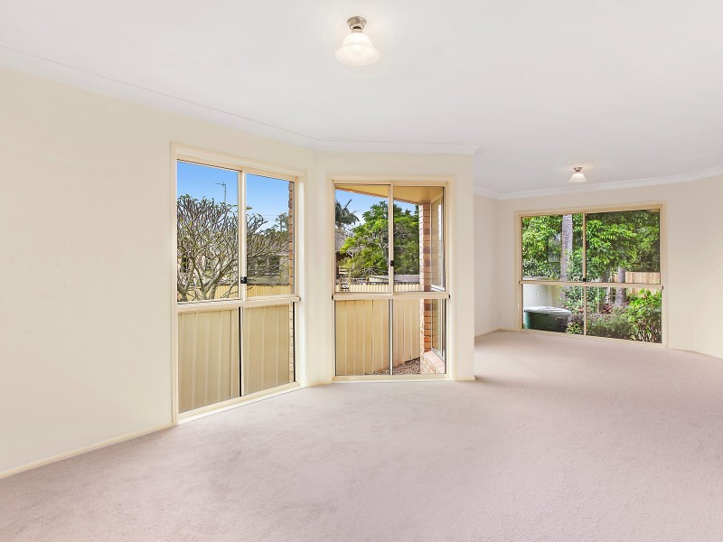 39 Ernest Street, Labrador QLD 4215