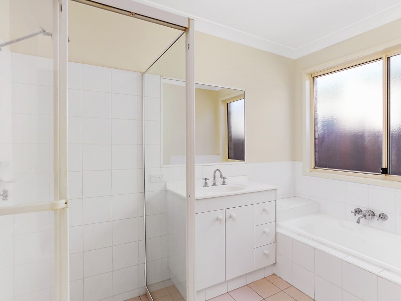 39 Ernest Street, Labrador QLD 4215