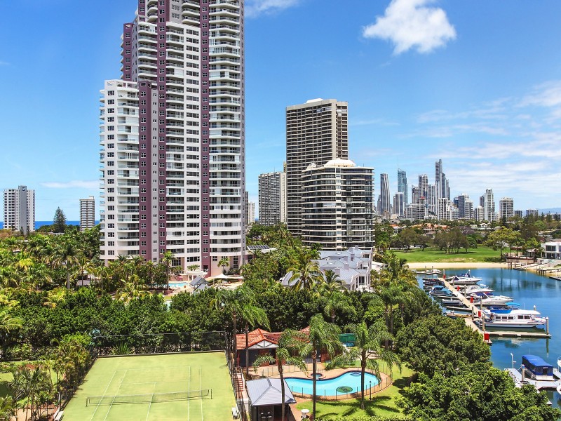 31/20 Commodore Drive, Paradise Waters QLD 4217