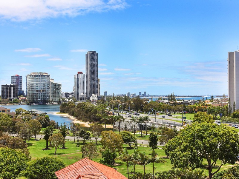31/20 Commodore Drive, Paradise Waters QLD 4217