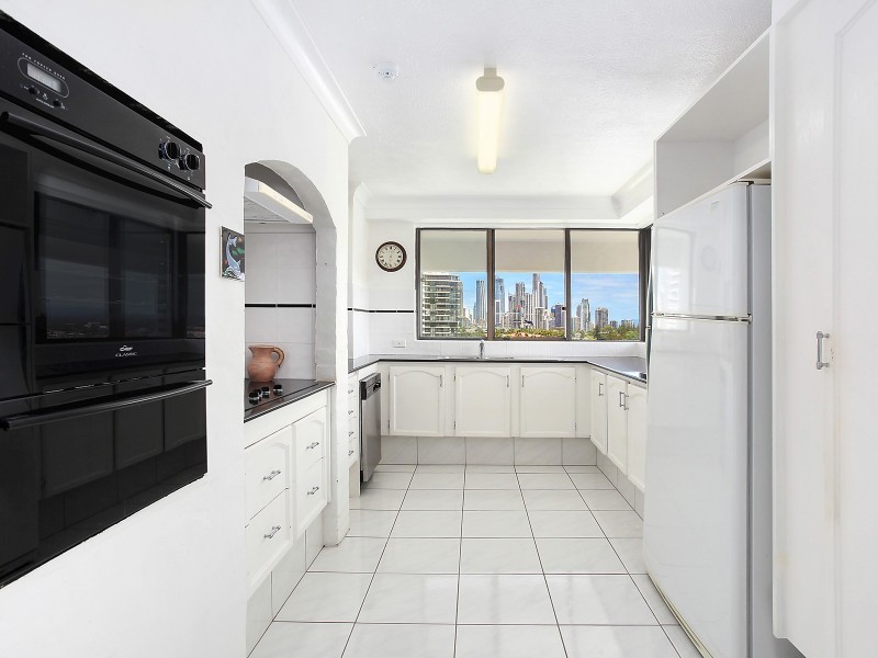 31/20 Commodore Drive, Paradise Waters QLD 4217