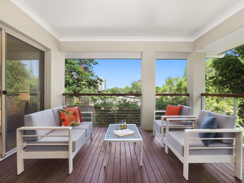 89 Turpin Road, Labrador QLD 4215