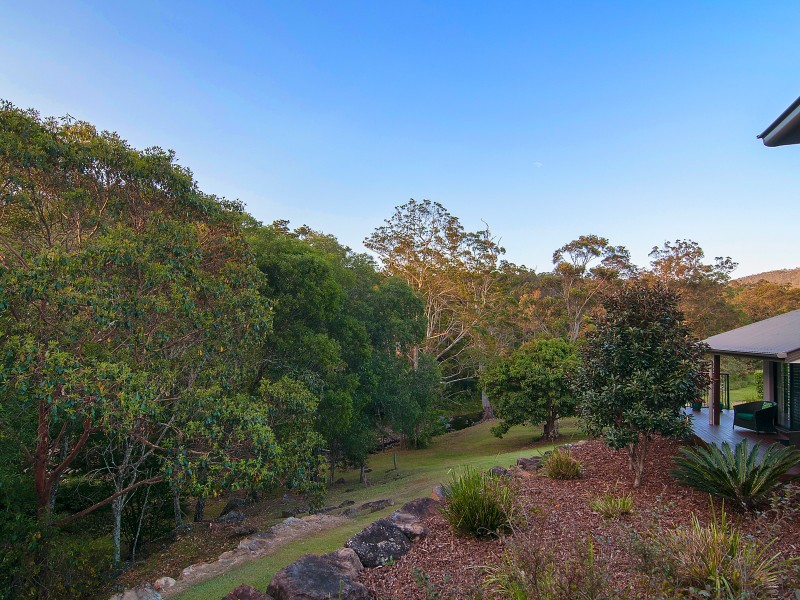 26 Yallanbee Court, Wongawallan QLD 4210