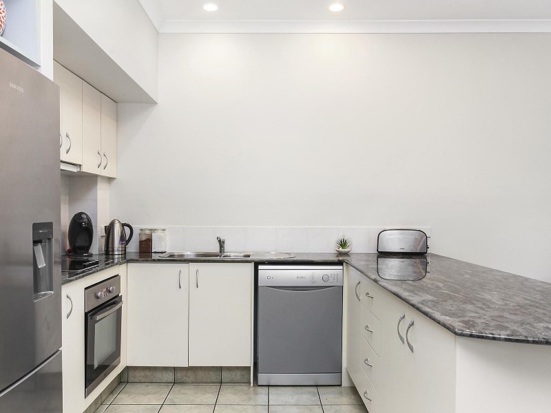 11/60 Caseys Road, Hope Island QLD 4212