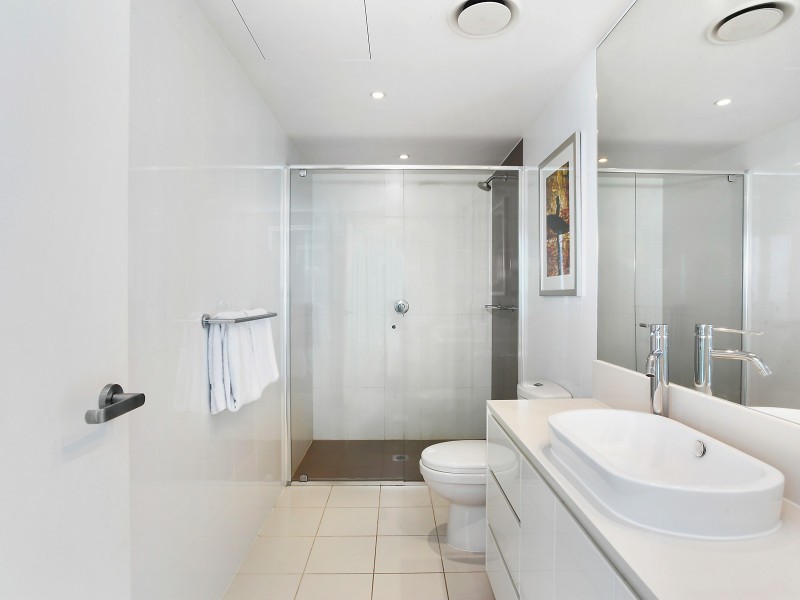 23004/3113 Gold Coast Highway, Surfers Paradise QLD 4217