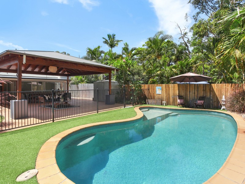 66 Usher Avenue, Labrador QLD 4215