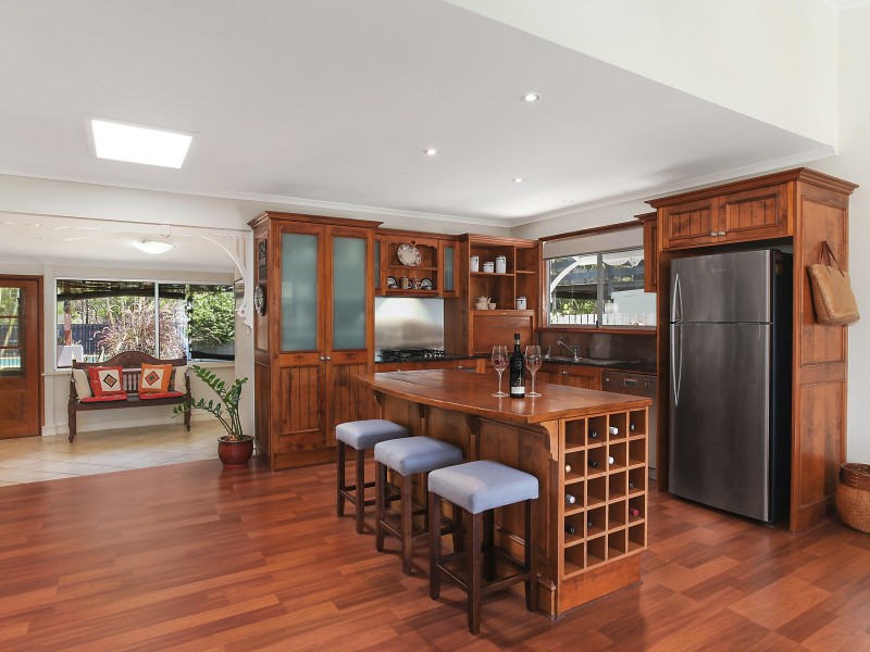 66 Usher Avenue, Labrador QLD 4215