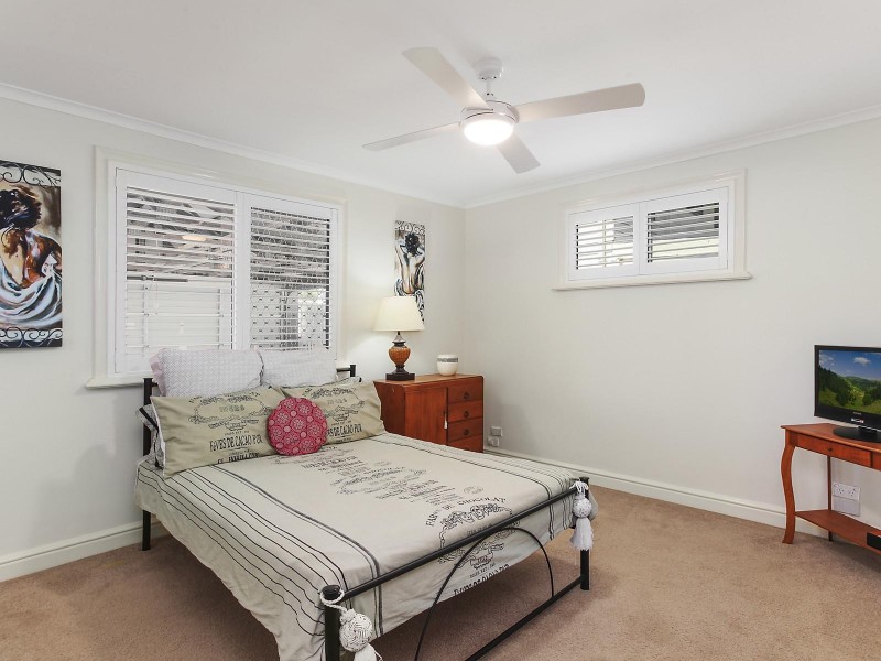 66 Usher Avenue, Labrador QLD 4215