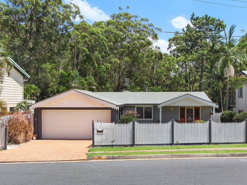66 Usher Avenue, Labrador QLD 4215
