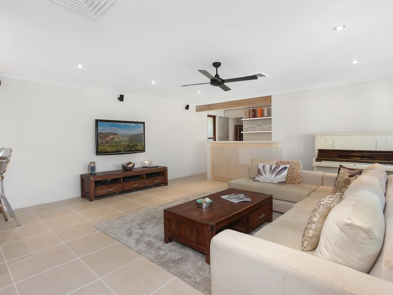 3 Emu Court, Sorrento QLD 4217