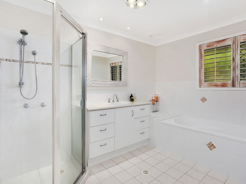 3 Emu Court, Sorrento QLD 4217