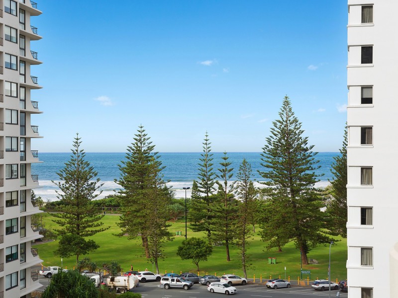 803/8 Albert Avenue, Broadbeach QLD 4218
