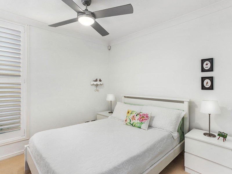 2084/1 The Vistas Drive, Carrara QLD 4211