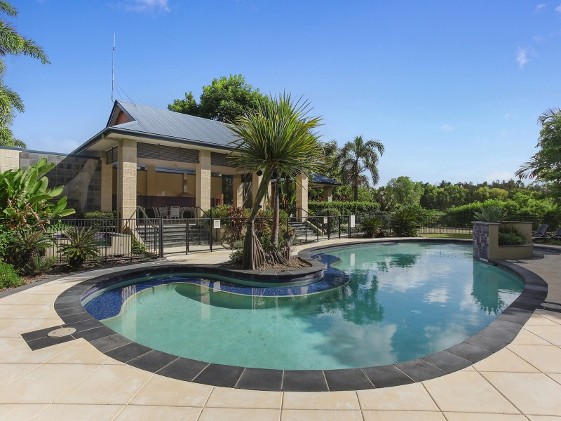 2084/1 The Vistas Drive, Carrara QLD 4211