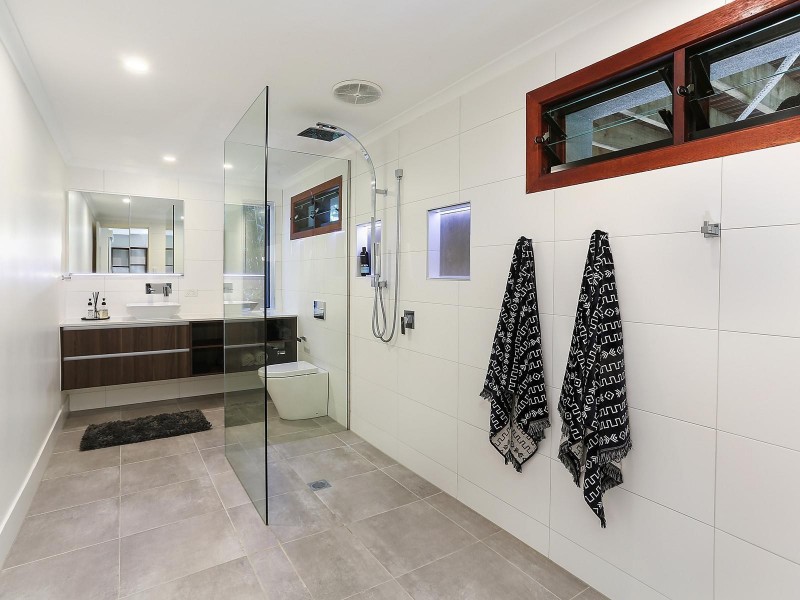 2 Martin Place, Ashmore QLD 4214