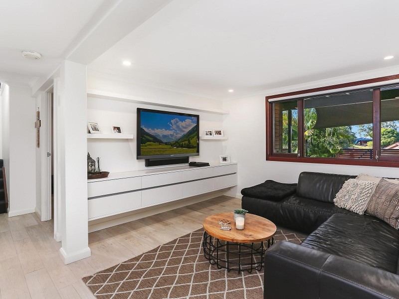 2 Martin Place, Ashmore QLD 4214