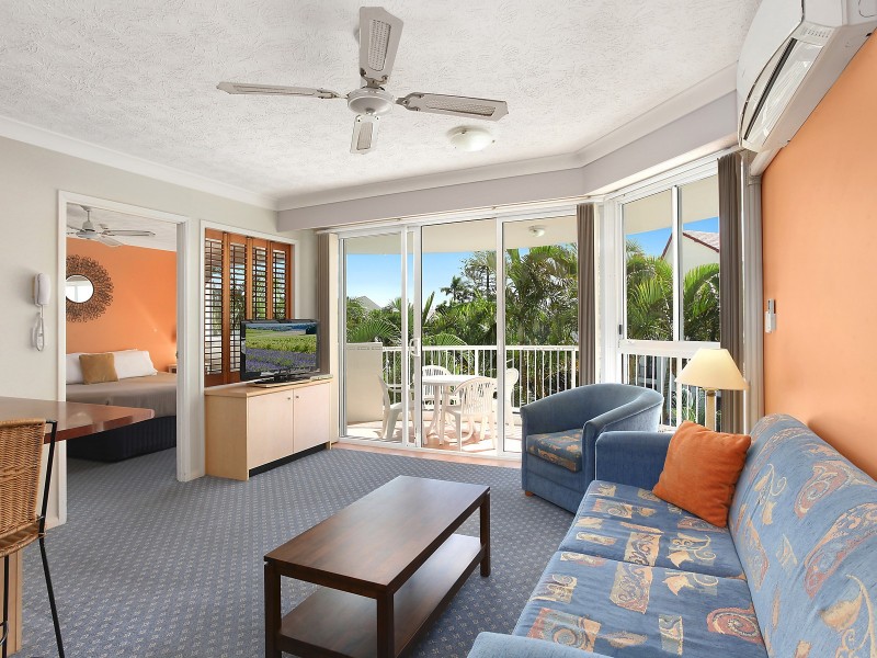 20/210 Surf Parade, Surfers Paradise QLD 4217