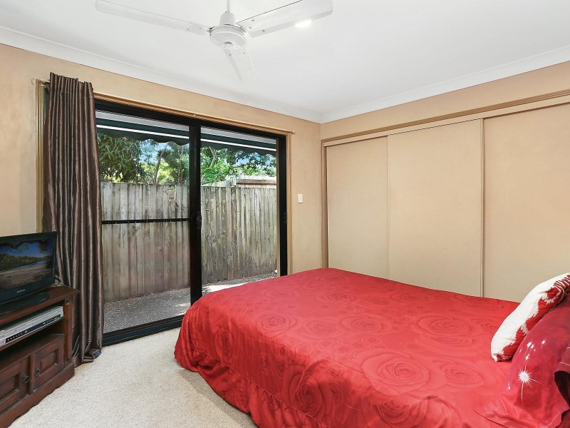8/13 Schneider Avenue, Labrador QLD 4215