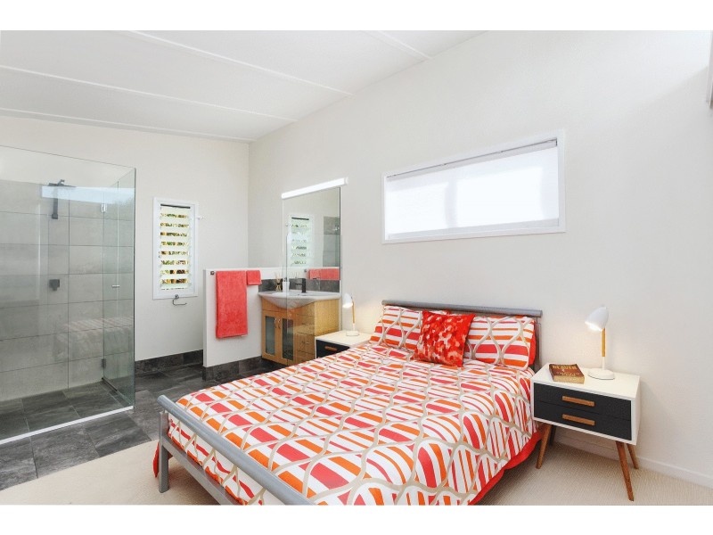 92 Johnston Street, Southport QLD 4215