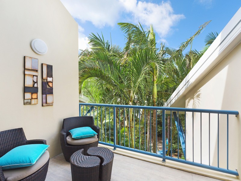 165/10 Alexandra Avenue, Mermaid Beach QLD 4218