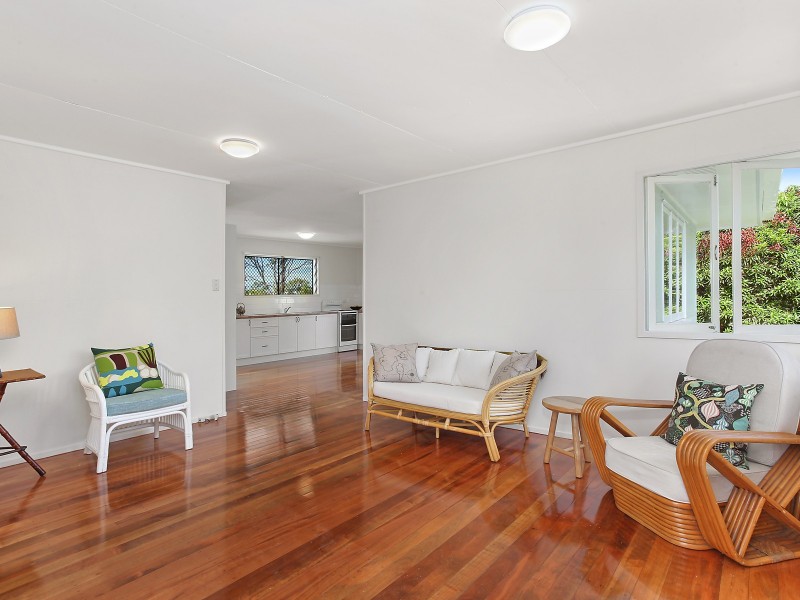 32 Grevillea Drive, Varsity Lakes QLD 4227