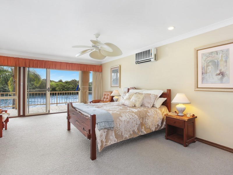 604 Nerang Broadbeach Road, Carrara QLD 4211