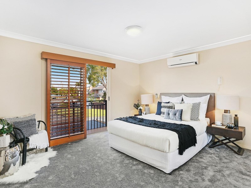 2/24 Brighton Parade, Southport QLD 4215