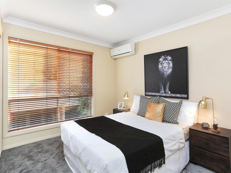 2/24 Brighton Parade, Southport QLD 4215
