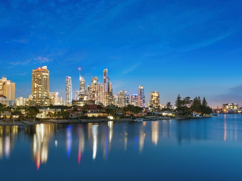 12 Admiralty Drive, Paradise Waters QLD 4217